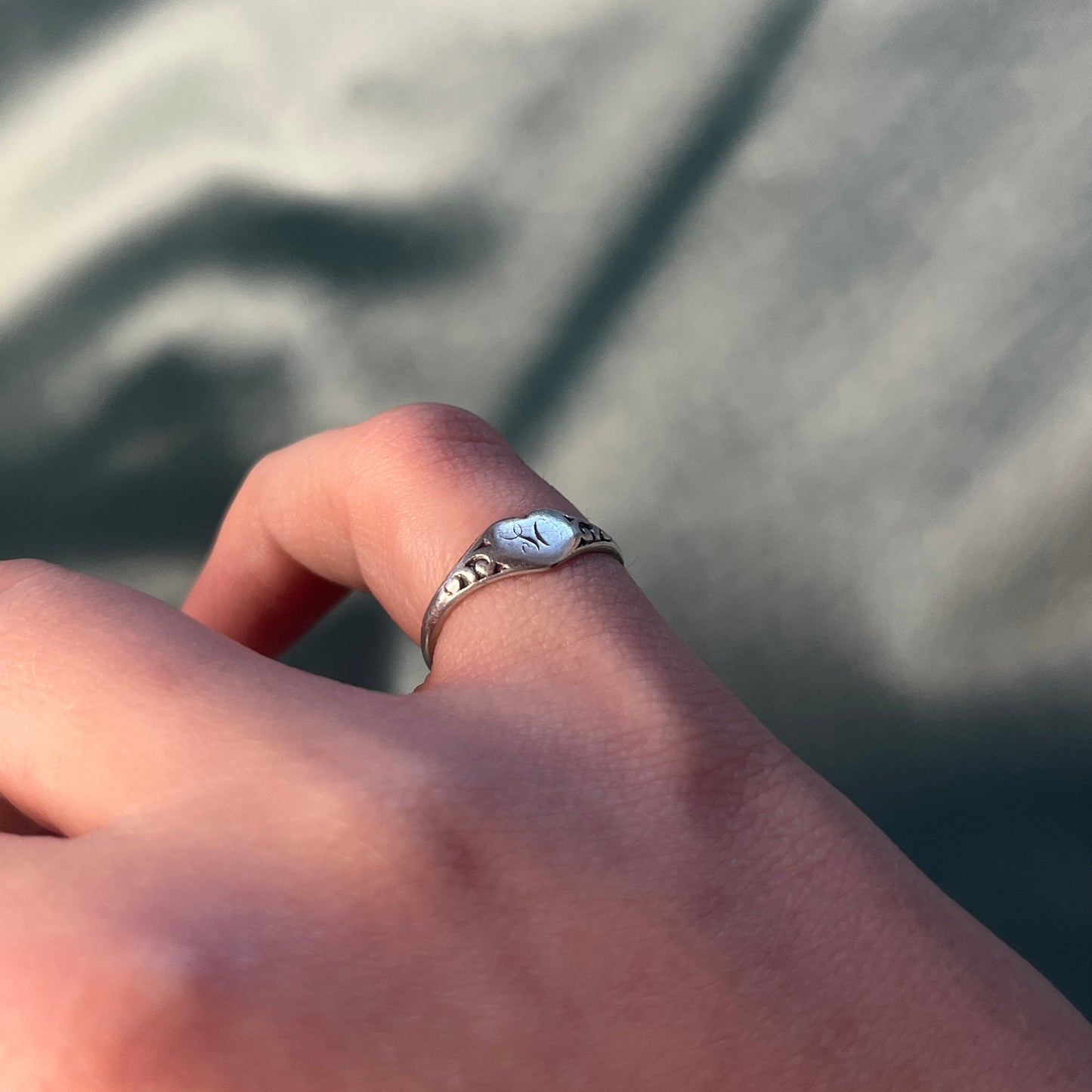Silver Mini Heart Signet Ring