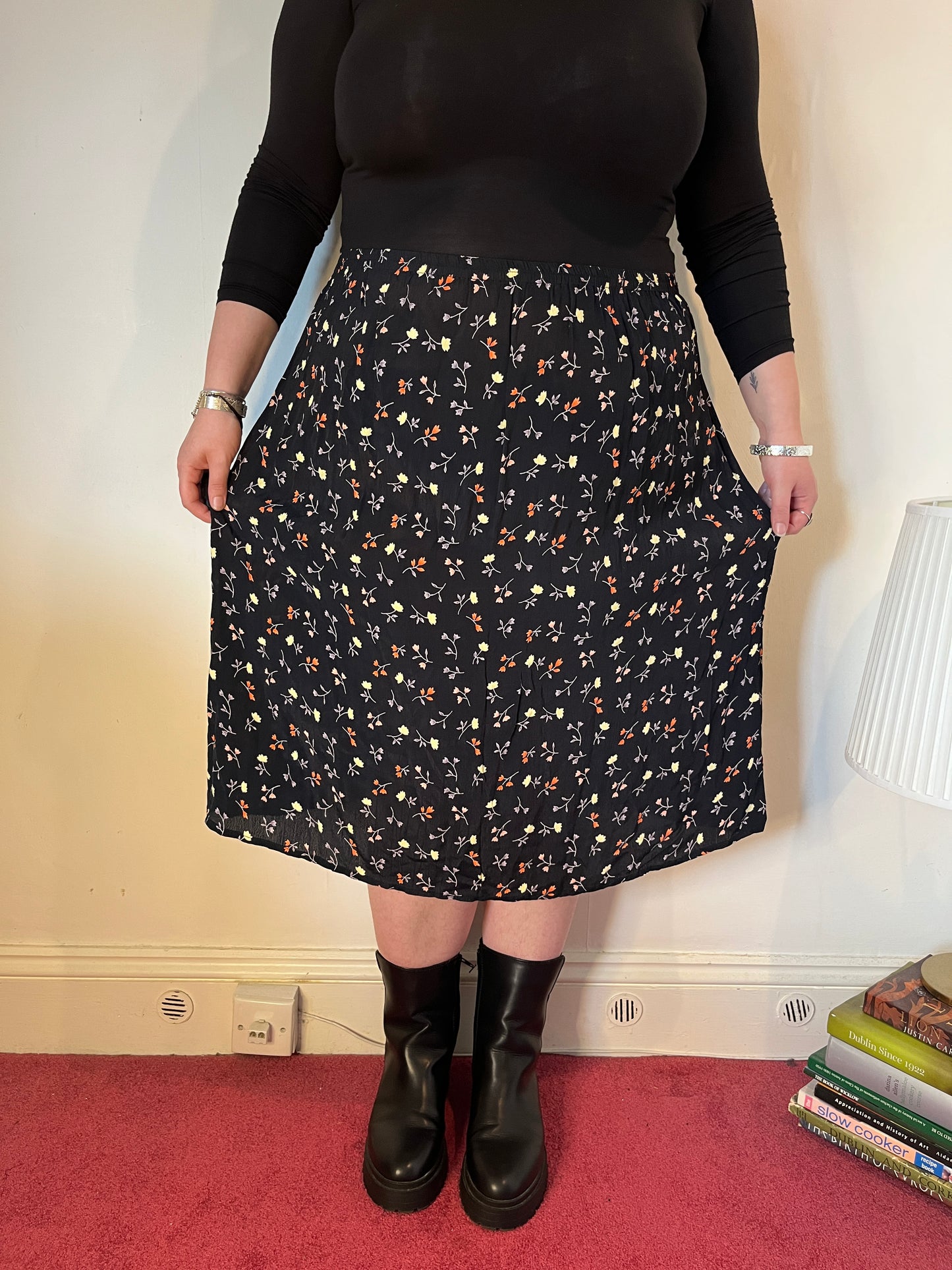 Vintage Black Floral Midi Skirt – UK 26