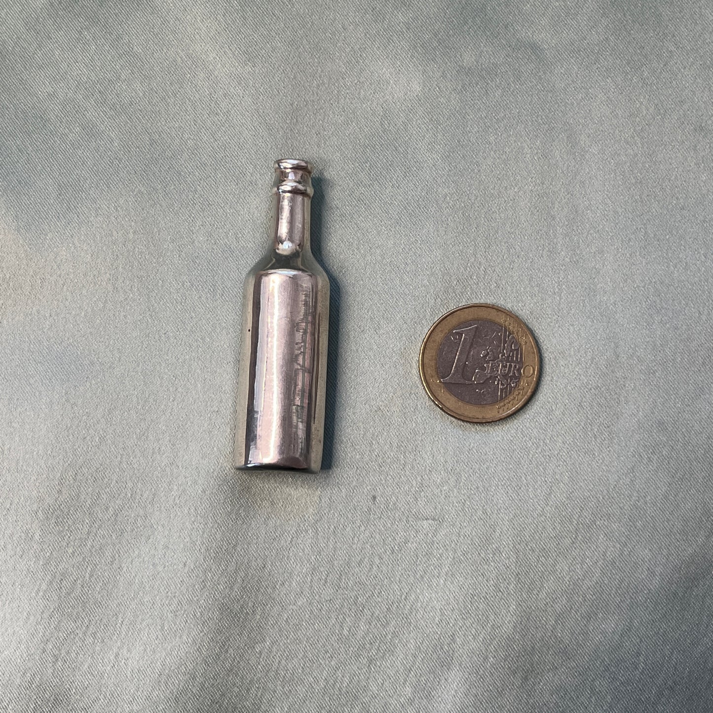 Silver Bottle/Vase Brooch