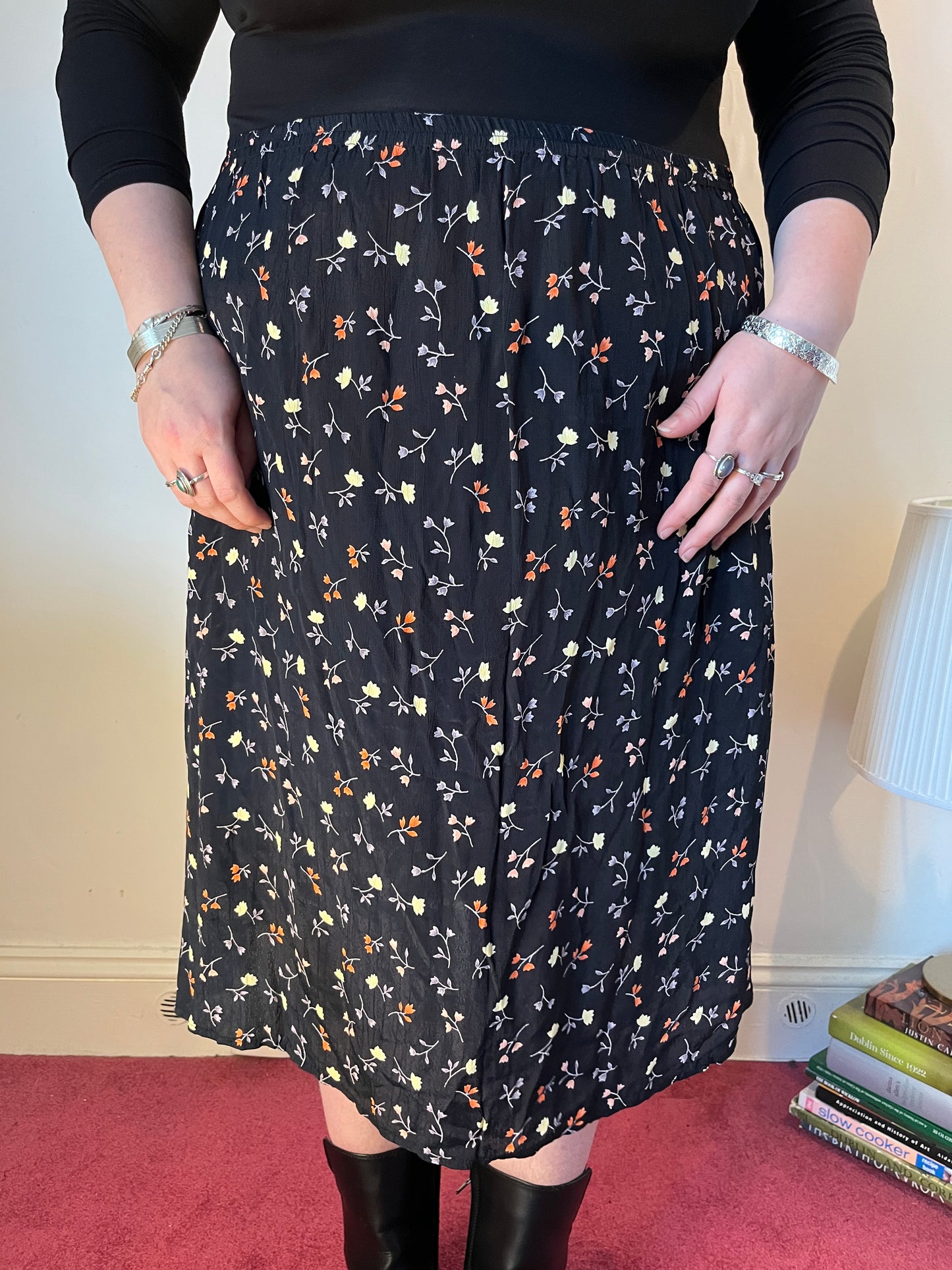 Vintage Black Floral Midi Skirt – UK 26