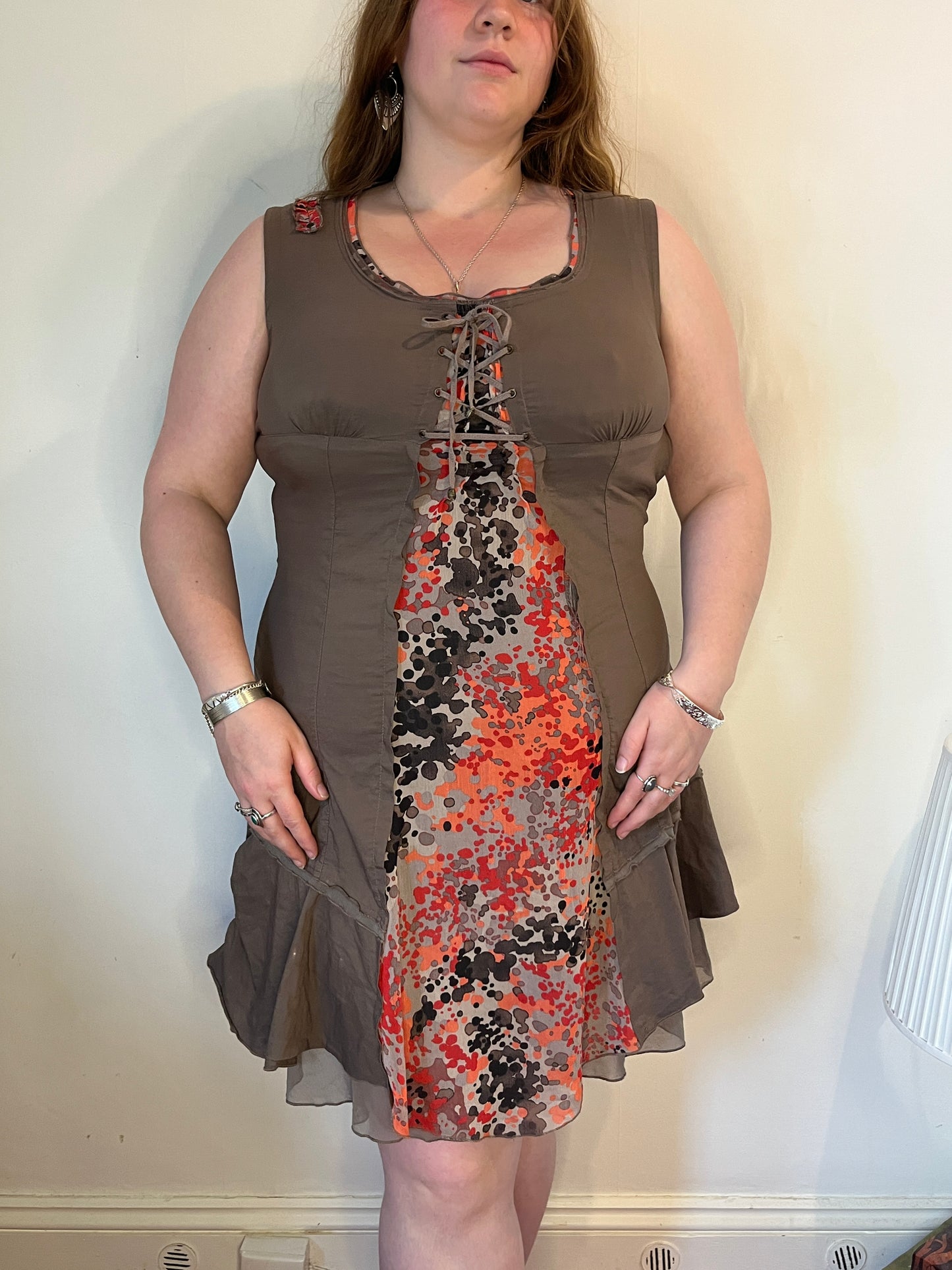 Sleeveless brown and orange midi dress - UK 18