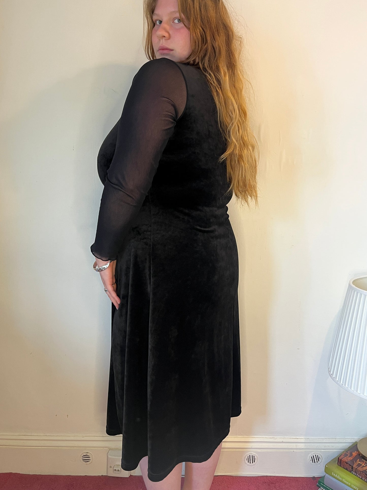 Vintage black velvet midi dress - UK 20