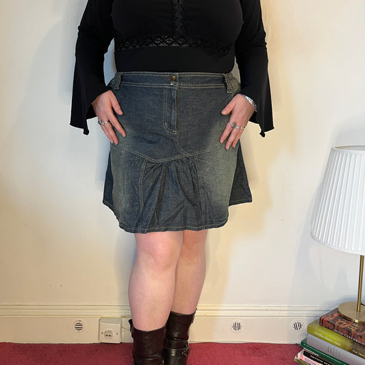 Vintage Y2K denim mini skirt - UK 22